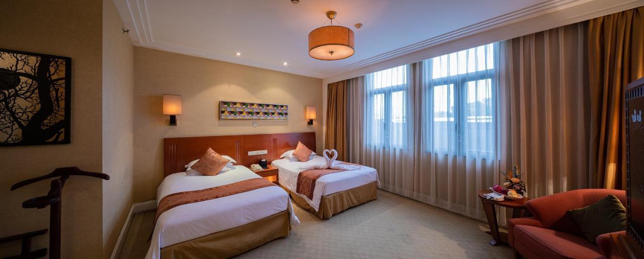 Broadway Mansions Hotel - On The Bund Σανγκάη Εξωτερικό φωτογραφία